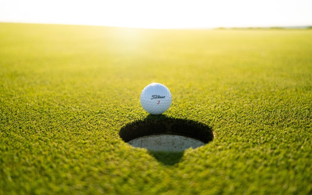Play Golf in Caernarfon and North Wales