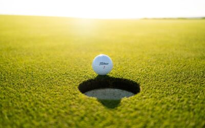 Play Golf in Caernarfon and North Wales